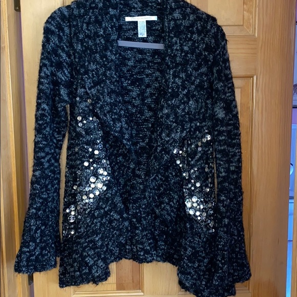 Diane Von furstenburg sweater 🖤